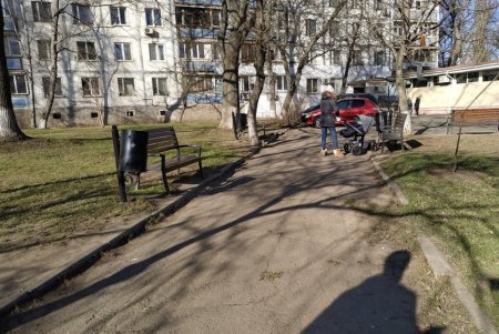 На поселке Котовского ремонтируют внутриквартальный проезд для комфорта местных жителей (фото) 