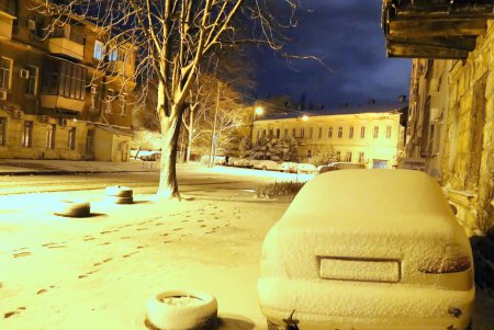 Зима пришла: в Одессе выпал снег (фоторепортаж)