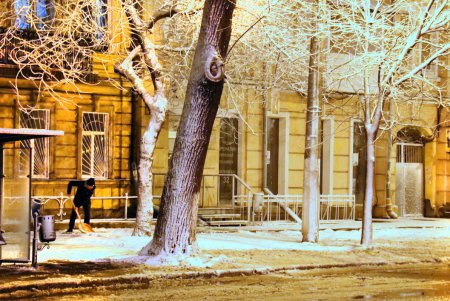 Зима пришла: в Одессе выпал снег (фоторепортаж)