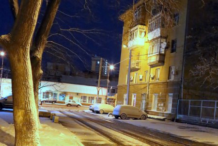 Зима пришла: в Одессе выпал снег (фоторепортаж)