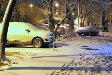 Зима пришла: в Одессе выпал снег (фоторепортаж)