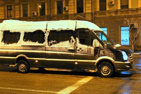 Зима пришла: в Одессе выпал снег (фоторепортаж)