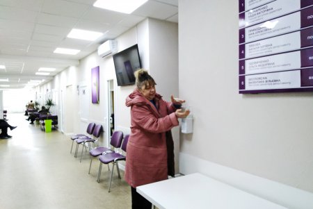 Очки, костюмы, респираторы: для медучреждений города закупят дополнительные защитные средства от коронавируса (фото)
