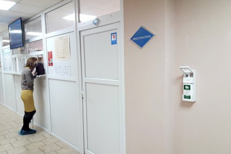 Очки, костюмы, респираторы: для медучреждений города закупят дополнительные защитные средства от коронавируса (фото)