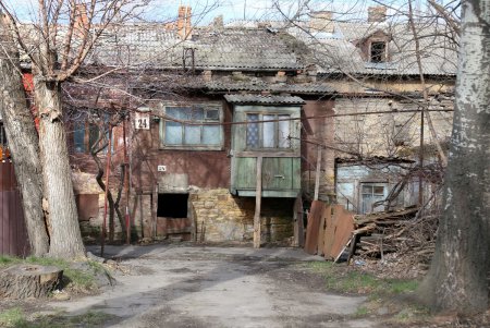 Улица Одария: промышленный район Одессы постепенно преображается (фоторепортаж)  