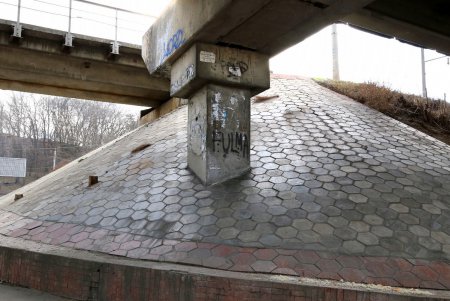 Улица Одария: промышленный район Одессы постепенно преображается (фоторепортаж)  