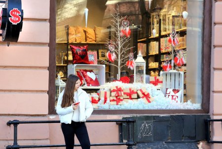 День влюбленных: в одесском ЗАГСе выступил оркестр Нацгвардии (фоторепортаж)