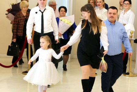 День влюбленных: в одесском ЗАГСе выступил оркестр Нацгвардии (фоторепортаж)