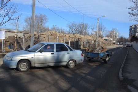 Вторая в городе площадка для сбора негабаритного мусора открылась в Малиновском районе (фото)