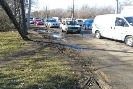 Перекресток Овидиопольской дороги и улицы Центральный аэропорт расширят (фото)