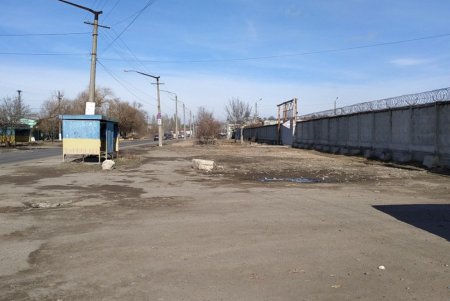 По нечетной стороне Балтской дороги ремонтируют тротуар (фото)