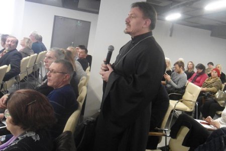 Всем миром: мэрия предложила общественности план совместной борьбы с наркоманией (фото)