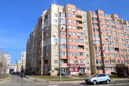 Академика Заболотного: современная улица, названная в честь первого ректора медуниверситета (фоторепортаж)