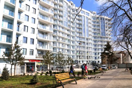 Погожий день в сквере Шклярука (фоторепортаж)