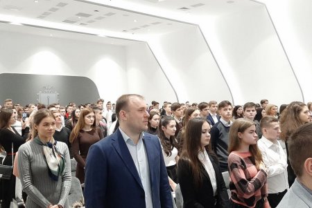 Внедрение в городскую жизнь: в Одессе открыли «Школу молодого политика» (фото)