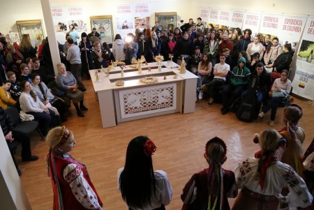 Одесситы знакомятся с традициями Колумбии (фоторепортаж)