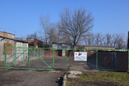 На Ленпоселке открылась площадка для сбора негабаритного мусора (фото)