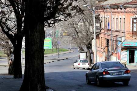 Колоритная Одесса: прогулка по Ольгиевскому спуску (фоторепортаж)