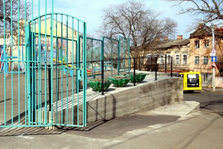 Колоритная Одесса: прогулка по Ольгиевскому спуску (фоторепортаж)