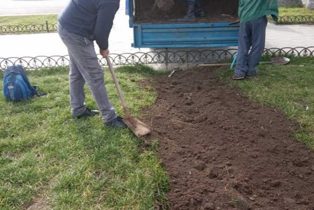 Коммунальщики навели порядок в городских парках и скверах (фото)
