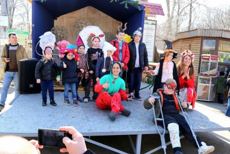Юные и взрослые одесситы побывали в зоопарке на празднике «Для милых дам» (фоторепортаж)