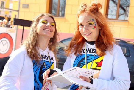 По улицам города на десятках авто: женское авторалли «Одесса-мама» (фоторепортаж)