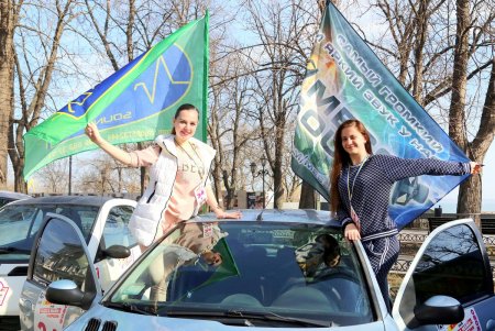 По улицам города на десятках авто: женское авторалли «Одесса-мама» (фоторепортаж)