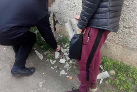 Еще минус один: закладчик пытался сбежать от одесских патрульных, но потерпел неудачу (фото)