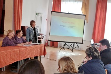 Во всех одесских школах проходят занятия по профилактике коронавируса (фото)