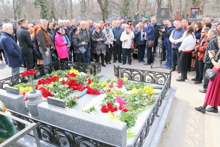 Горожане почтили память выдающегося одессита Бориса Литвака (фоторепортаж)