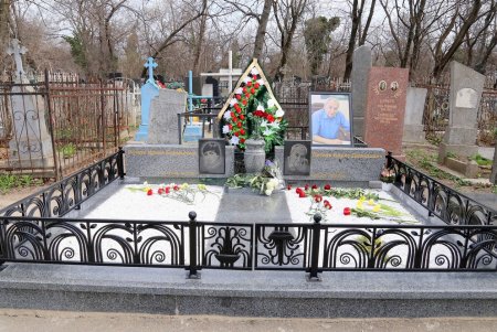 Горожане почтили память выдающегося одессита Бориса Литвака (фоторепортаж)
