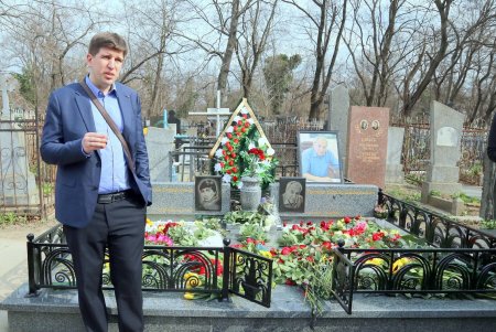Горожане почтили память выдающегося одессита Бориса Литвака (фоторепортаж)