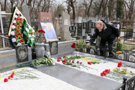 Горожане почтили память выдающегося одессита Бориса Литвака (фоторепортаж)