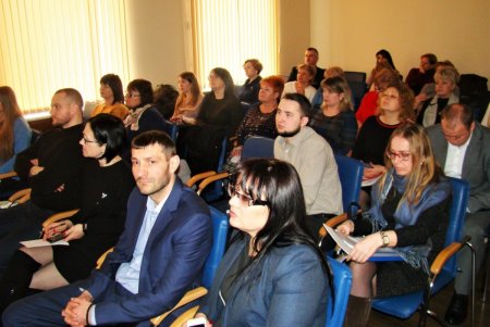 Конференцию «Кибербезопасность в сети Интернет» провели для директоров одесских школ (фото) 
