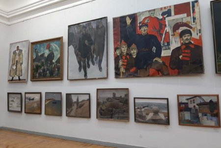 В Художественном музее открылась выставка «Суровые и стильные» (фото)