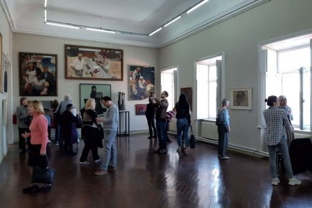 В Художественном музее открылась выставка «Суровые и стильные» (фото)