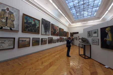 В Художественном музее открылась выставка «Суровые и стильные» (фото)