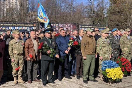 Горожане отмечают День добровольца (фото)
