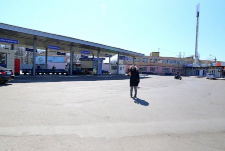 Одесские вокзалы закрылись на время карантина (фоторепортаж)