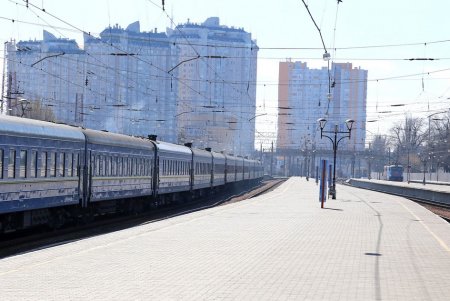 Одесские вокзалы закрылись на время карантина (фоторепортаж)