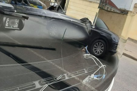 Страдают не только люди, а и техника: в «Одесгорэлектротрансе» показали последствия нападений хулиганов (фото)
