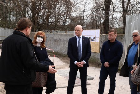 При реконструкции одесского зоопарка используют европейский опыт, а расположенные рядом могилы не пострадают