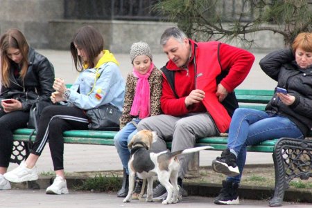 После введения в Одессе карантина шумные улицы города заметно опустели (фоторепортаж) 