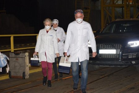 В Черноморске проверили украинцев, прибывших на паромах из Турции и Грузии: симптомов COVID-19 у них нет (фото)