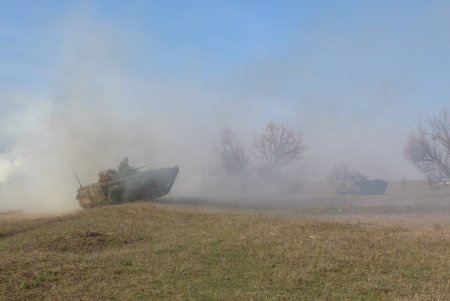 В Одесском регионе для морских пехотинцев провели ротные тактические учения (фото)