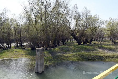 В Придунавье начали принудительно наполнять озеро Катлабух водой из Дуная (фото)