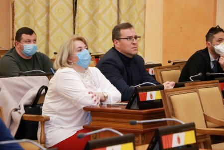 На заседании комиссии по ЧС был рассмотрен вопрос разворачивания госпитальных баз в городе (видеокомментарий)