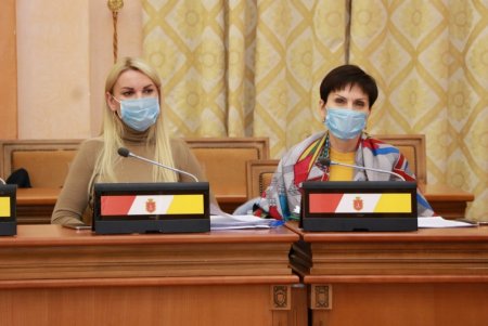 На заседании комиссии по ЧС был рассмотрен вопрос разворачивания госпитальных баз в городе (видеокомментарий)