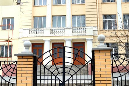 Капитальный ремонт школы №122 (фоторепортаж)