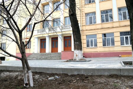 Капитальный ремонт школы №122 (фоторепортаж)